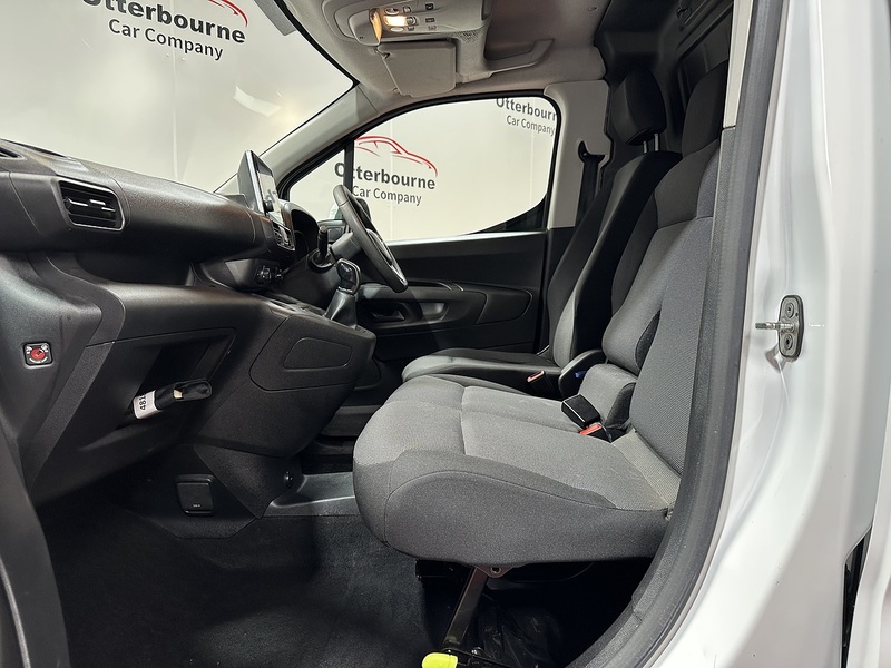 Vauxhall Combo Turbo D 2300 Sportive - U1147