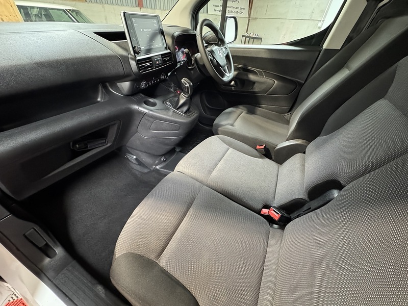 Vauxhall Combo Turbo D 2300 Sportive - U1149