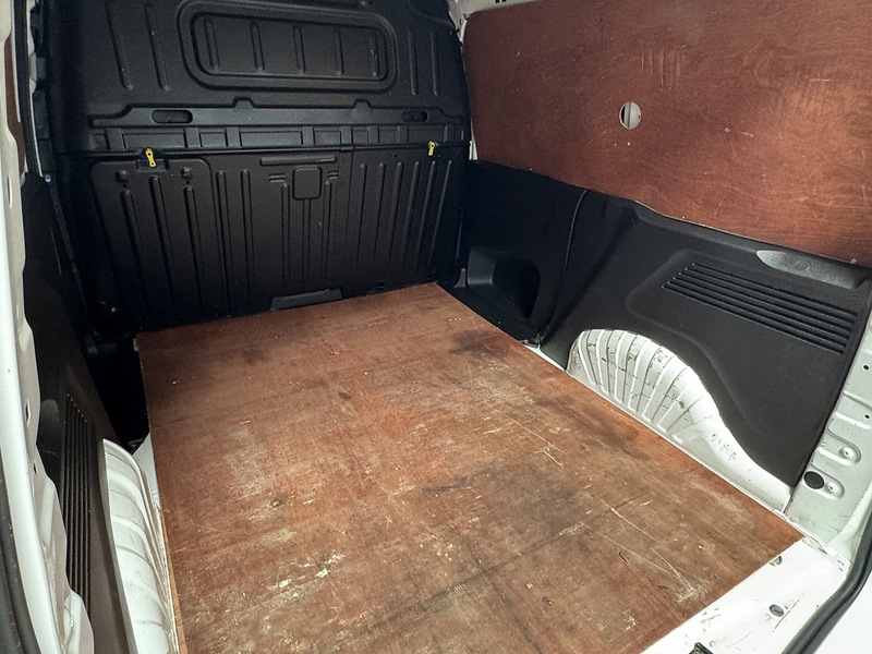 Vauxhall Combo Turbo D 2300 Sportive - U1149