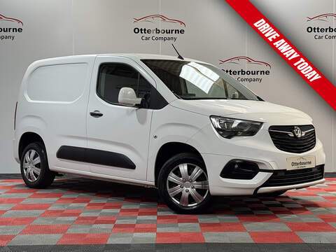 Vauxhall Combo 1.5 BlueHDi 1000 Professional Compact Panel Van 6dr Diesel Manual SWB Euro 6 (s/s) (100 bhp)