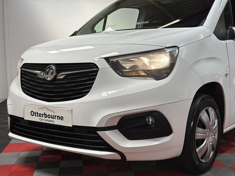 Vauxhall Combo Turbo D 2300 Sportive - U1152