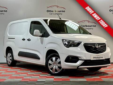 Vauxhall Combo 1.5 BlueHDi 1000 Professional Compact Panel Van 6dr Diesel Manual SWB Euro 6 (s/s) (100 bhp)