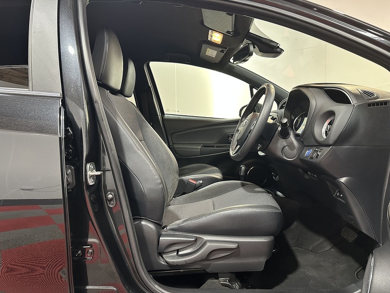 Toyota Yaris VVT-h Excel - U1165