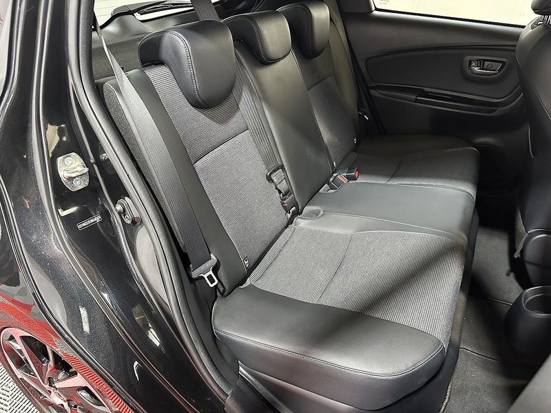 Toyota Yaris VVT-h Excel - U1165