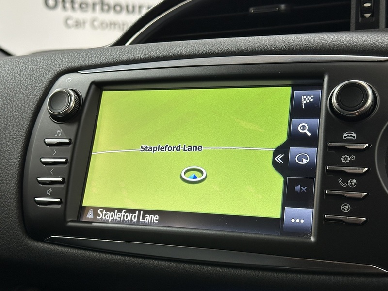 Toyota Yaris VVT-h Excel - U1165