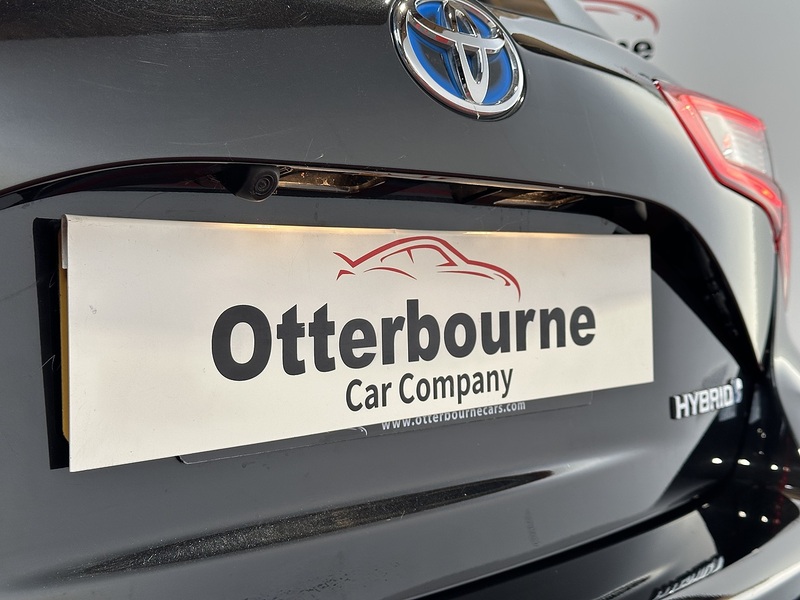 Toyota Yaris VVT-h Excel - U1165