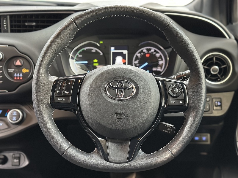 Toyota Yaris VVT-h Excel - U1165