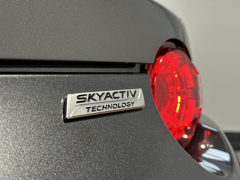 Mazda MX-5 SKYACTIV-G SE-L Nav - U1176