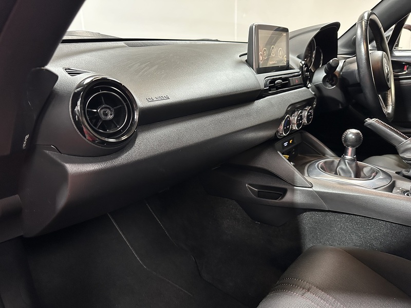 Mazda MX-5 SKYACTIV-G SE-L Nav - U1176