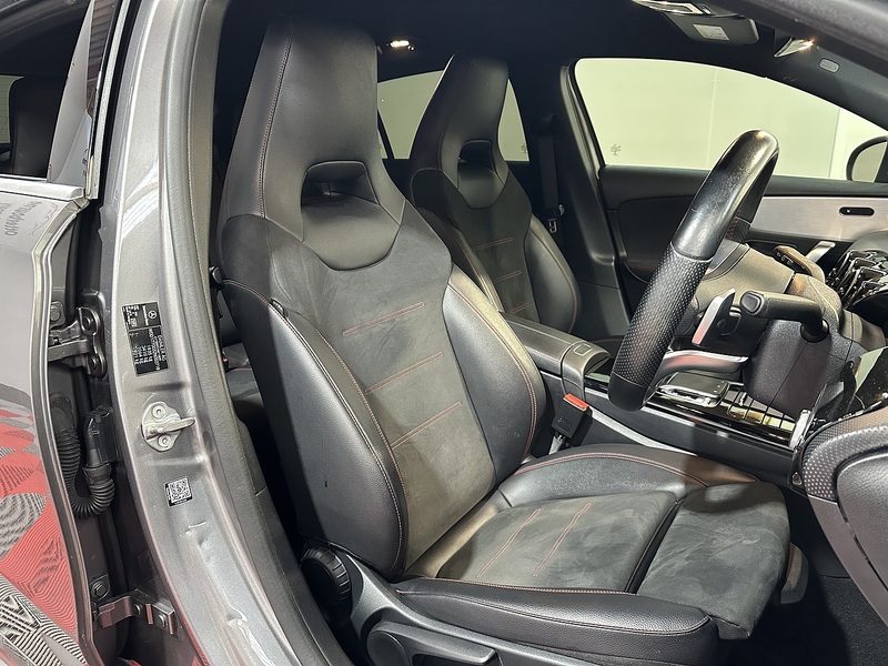 Mercedes-Benz A Class A180d AMG Line - U1206