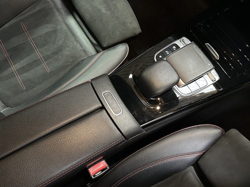 Mercedes-Benz A Class A180d AMG Line - U1206