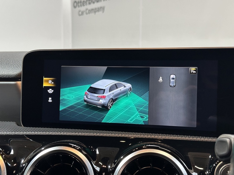 Mercedes-Benz A Class A180d AMG Line - U1206