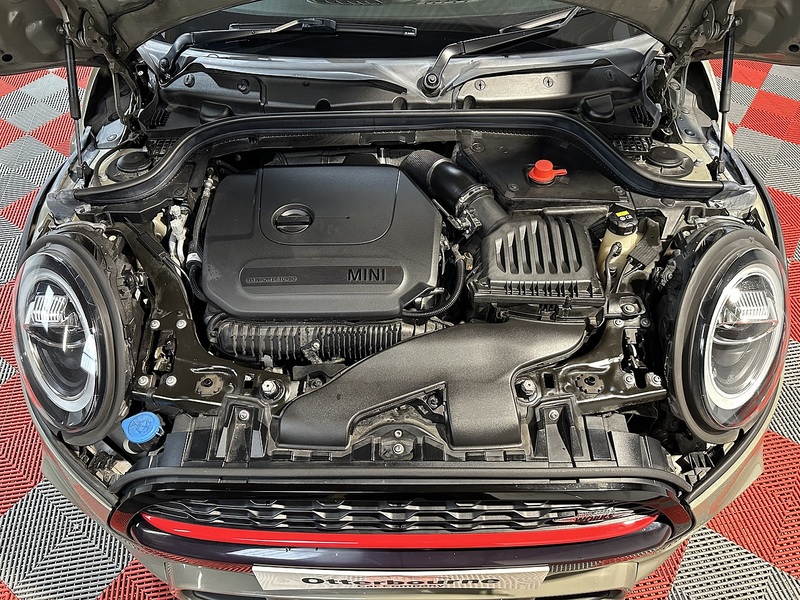 MINI Convertible John Cooper Works - U1208