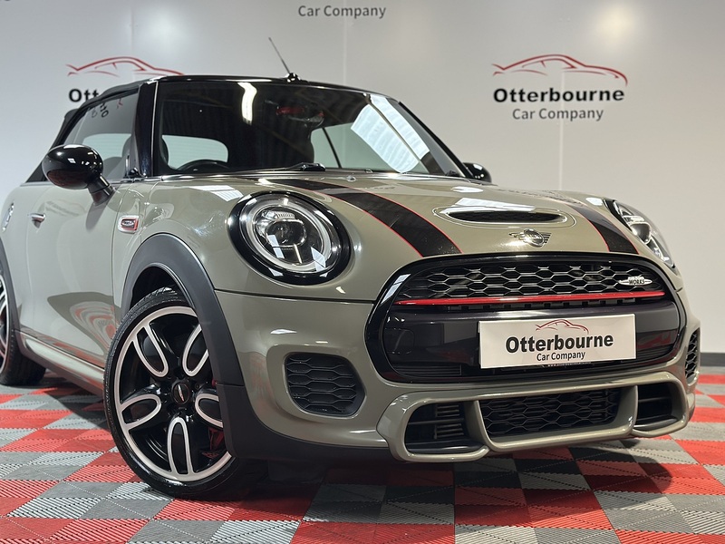MINI Convertible John Cooper Works - U1208