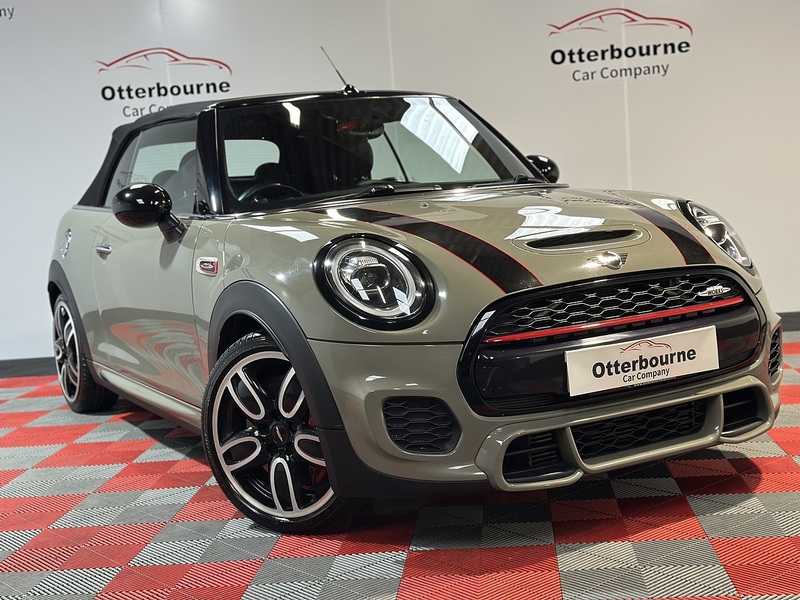 MINI Convertible John Cooper Works - U1208