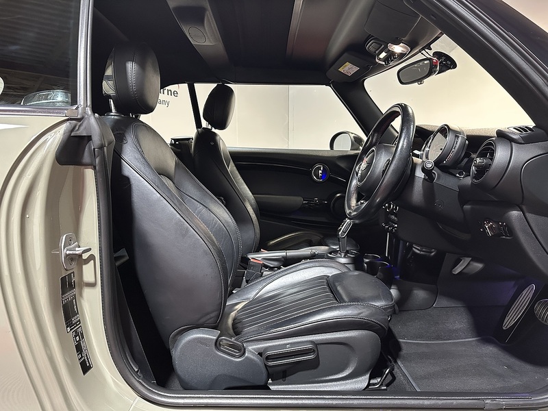 MINI Convertible John Cooper Works - U1208