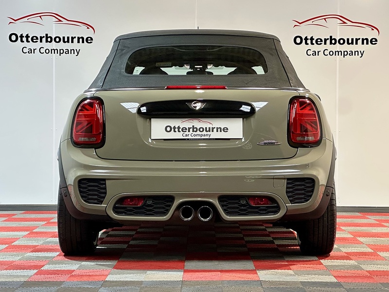 MINI Convertible John Cooper Works - U1208