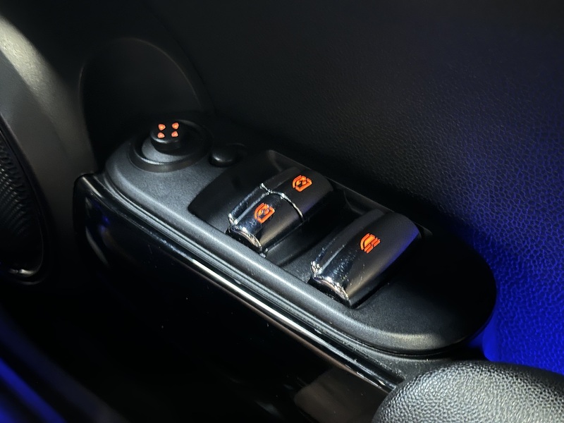 MINI Convertible John Cooper Works - U1208