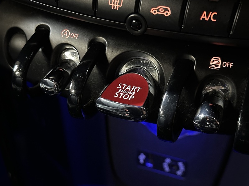 MINI Convertible John Cooper Works - U1208