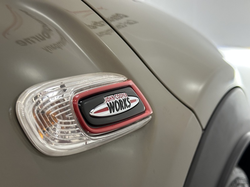 MINI Convertible John Cooper Works - U1208