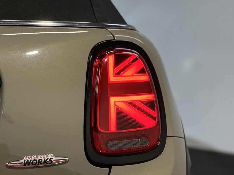 MINI Convertible John Cooper Works - U1208