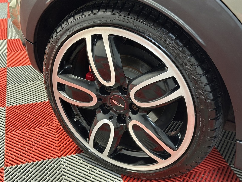 MINI Convertible John Cooper Works - U1208