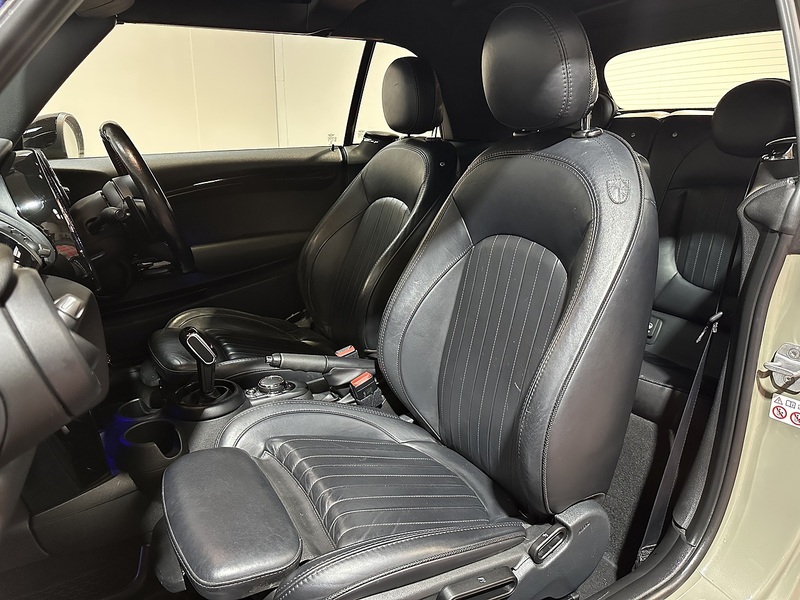 MINI Convertible John Cooper Works - U1208