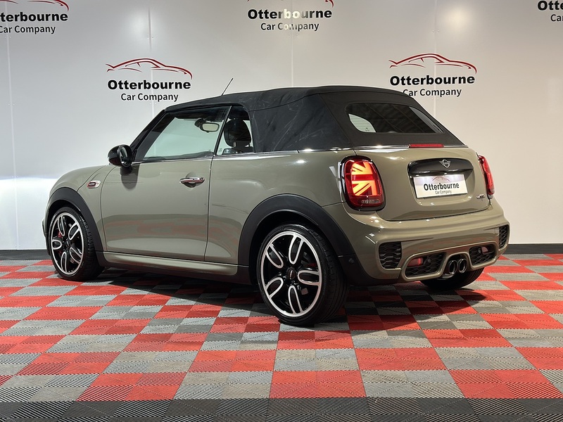 MINI Convertible John Cooper Works - U1208