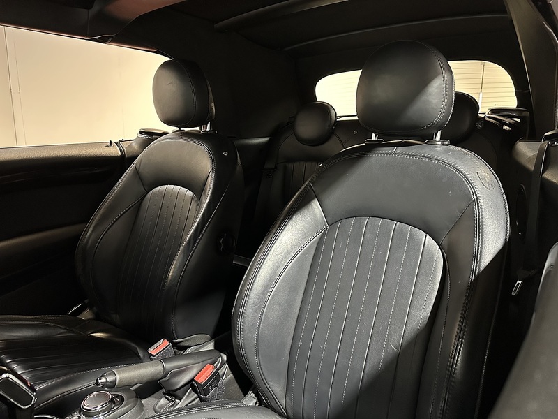 MINI Convertible John Cooper Works - U1208