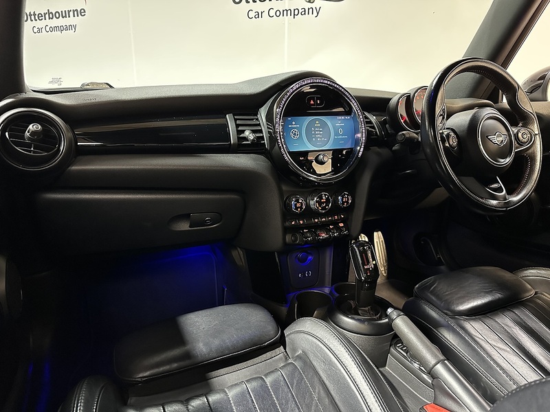 MINI Convertible John Cooper Works - U1208