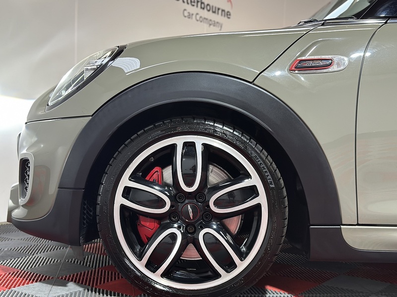 MINI Convertible John Cooper Works - U1208