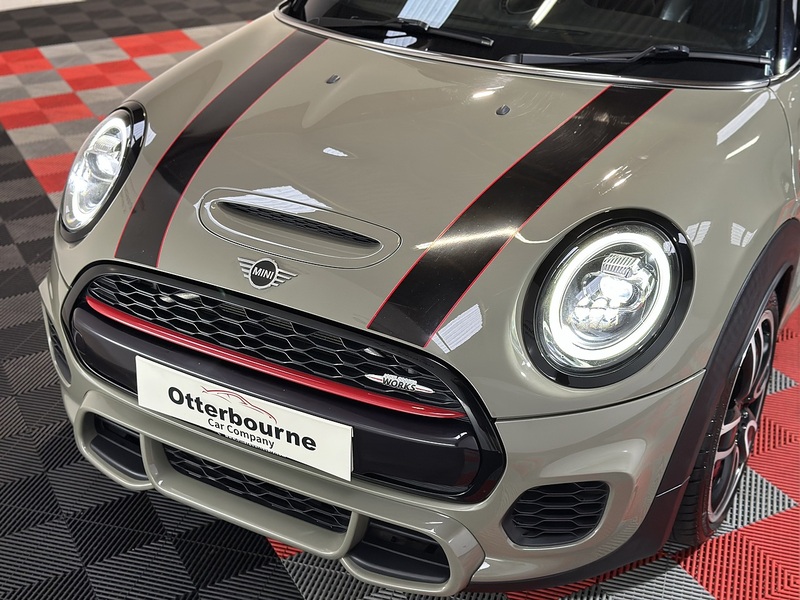 MINI Convertible John Cooper Works - U1208