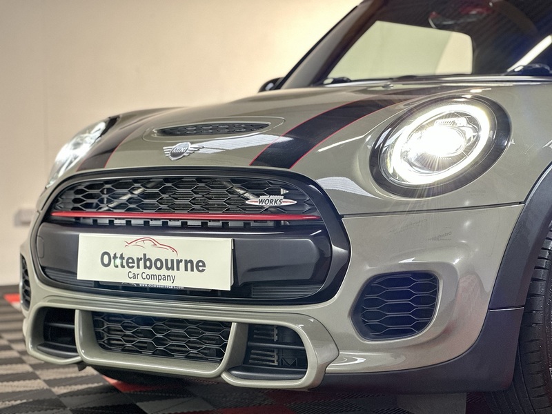 MINI Convertible John Cooper Works - U1208