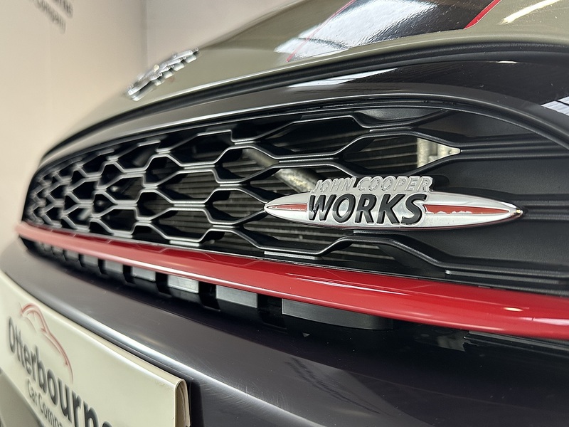 MINI Convertible John Cooper Works - U1208