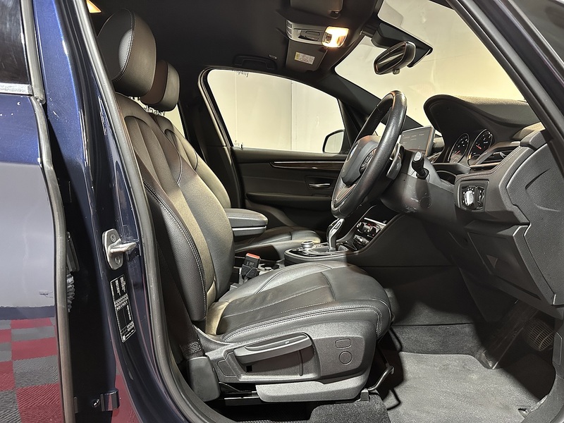 BMW 2 Series Active Tourer 220d Luxury - U1210