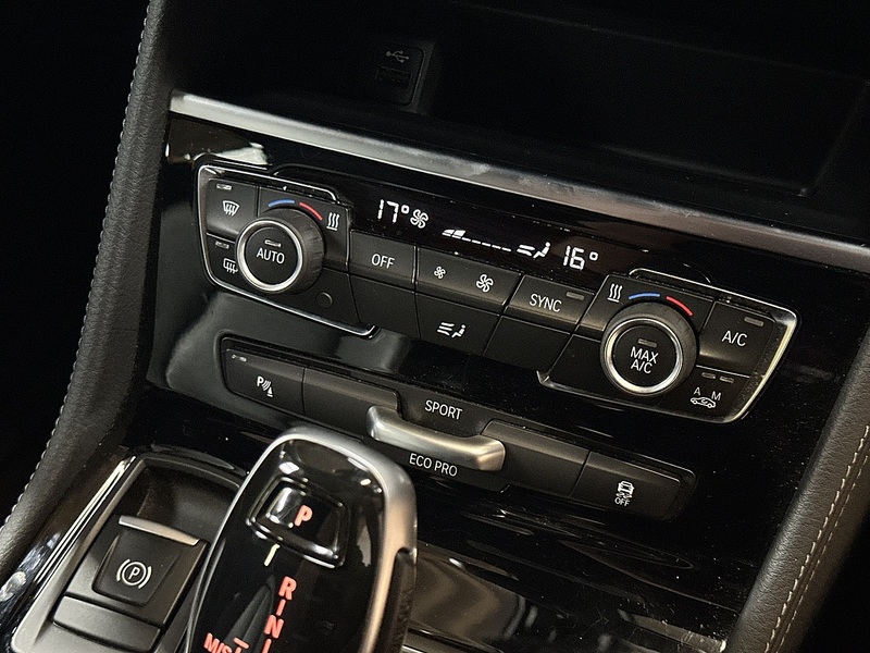 BMW 2 Series Active Tourer 220d Luxury - U1210