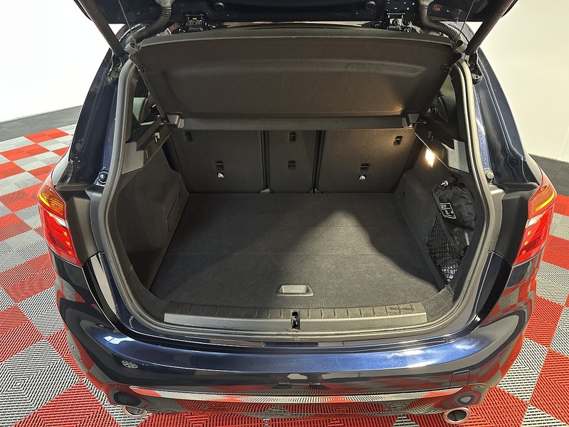 BMW 2 Series Active Tourer 220d Luxury - U1210