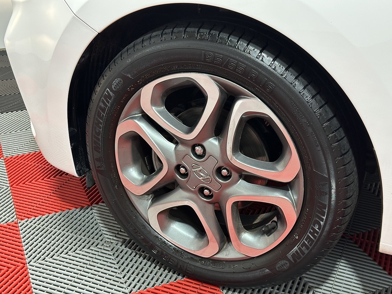 Hyundai i20 Play - U1212