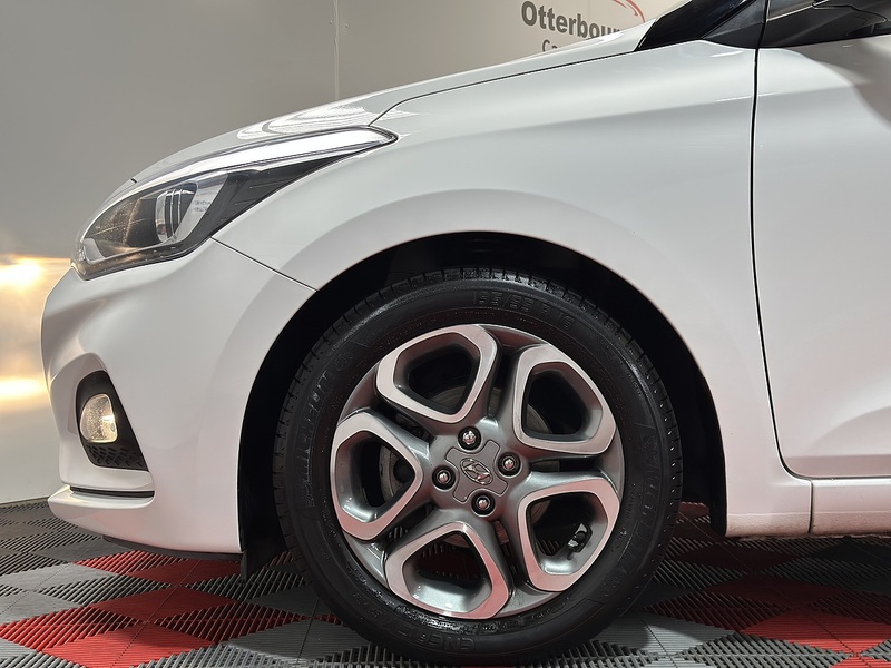 Hyundai i20 Play - U1212