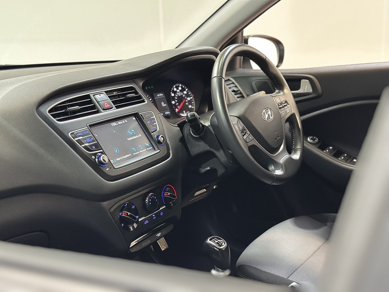 Hyundai i20 Play - U1212