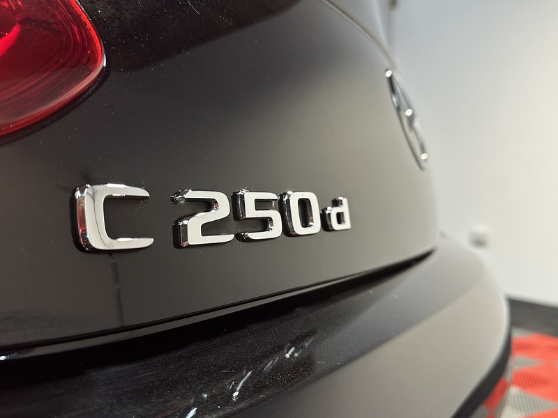 Mercedes-Benz C Class C250d AMG Line - U1213