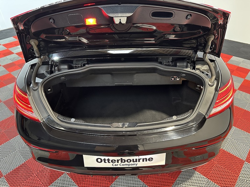 Mercedes-Benz C Class C250d AMG Line - U1213