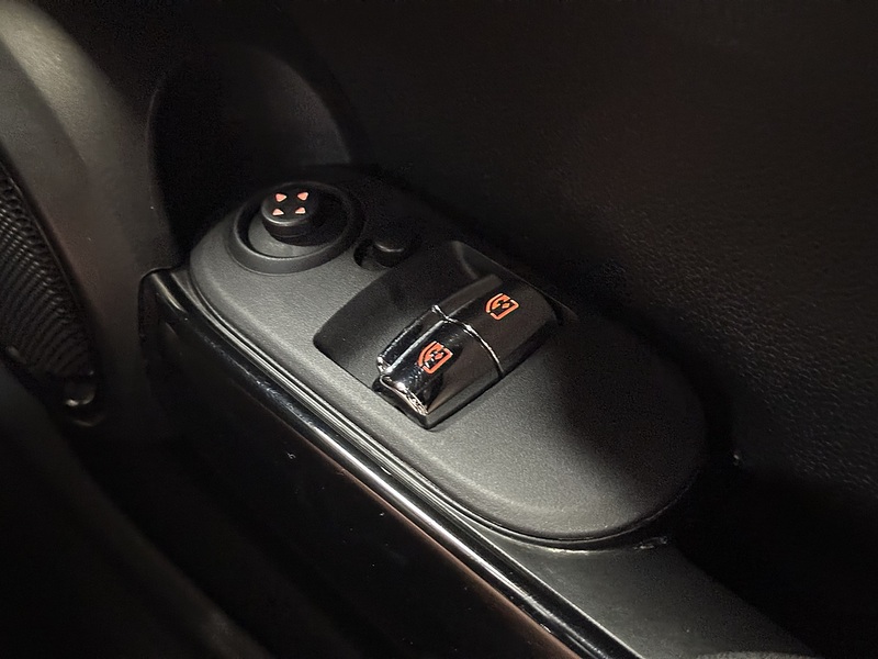 MINI Hatch John Cooper Works - U1215