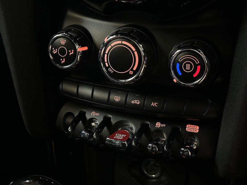 MINI Hatch John Cooper Works - U1215