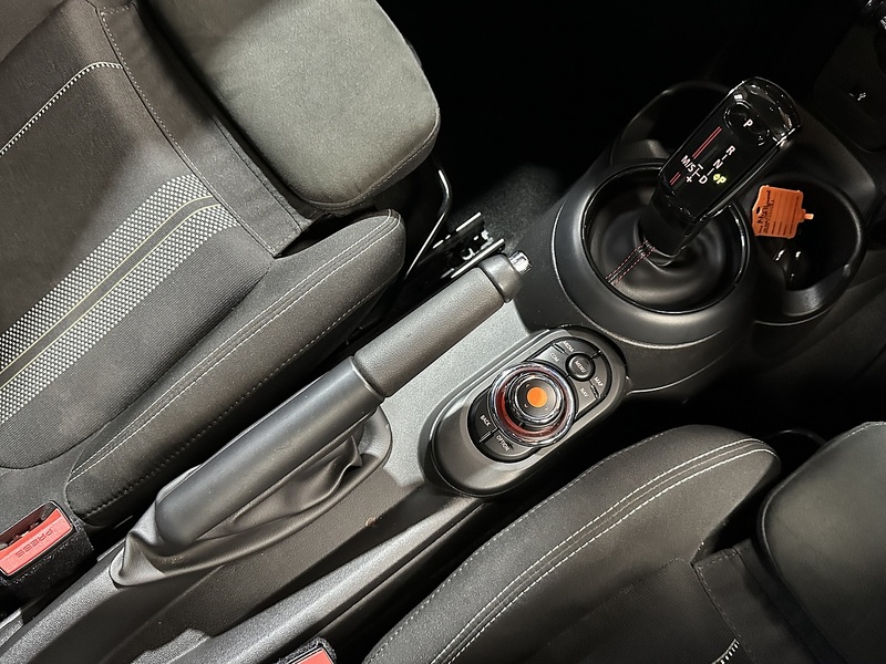 MINI Hatch John Cooper Works - U1215