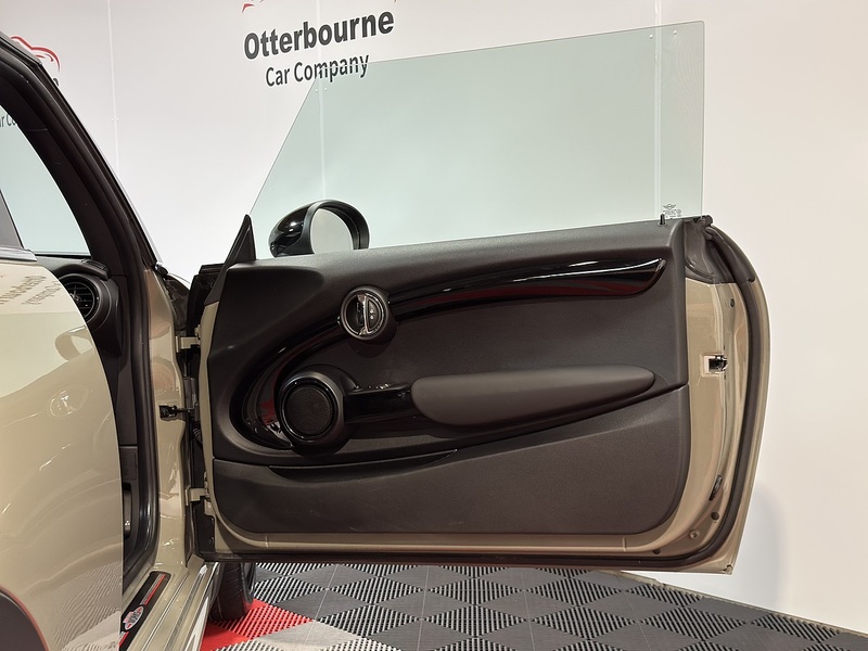 MINI Hatch John Cooper Works - U1215