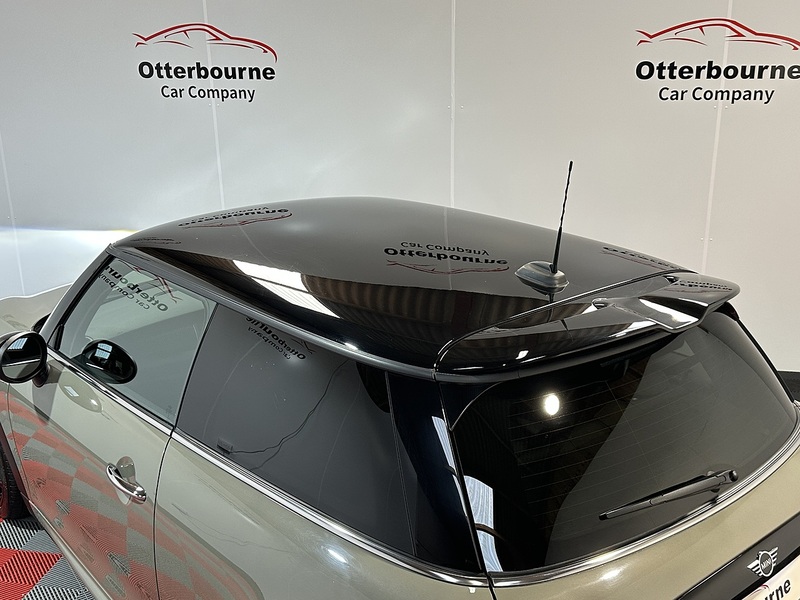 MINI Hatch John Cooper Works - U1215