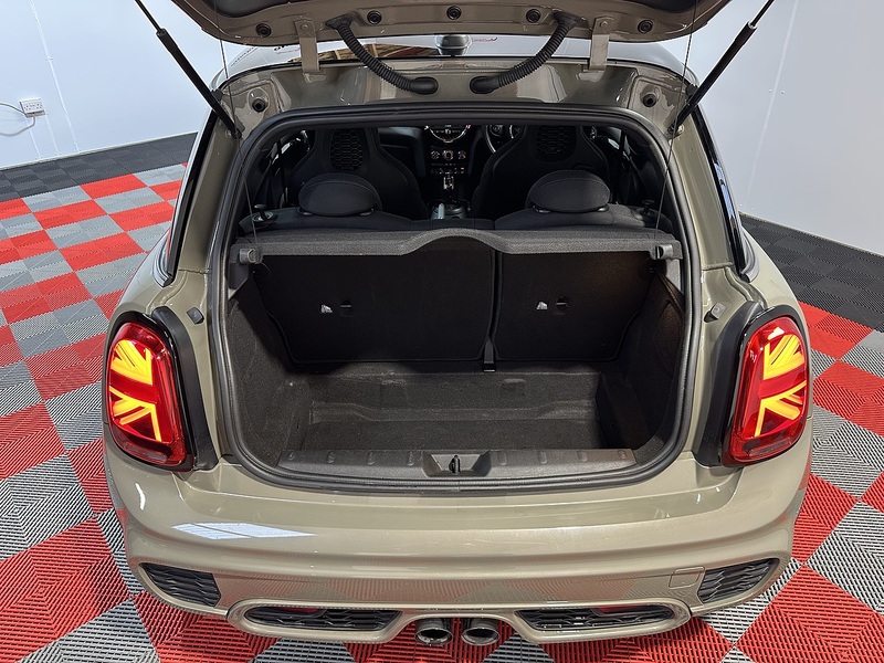 MINI Hatch John Cooper Works - U1215