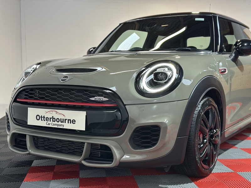 MINI Hatch John Cooper Works - U1215