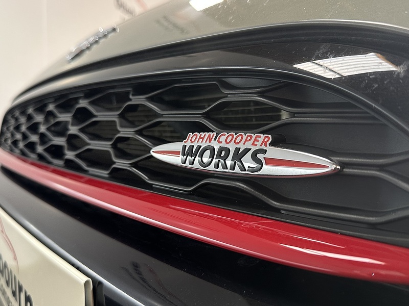 MINI Hatch John Cooper Works - U1215